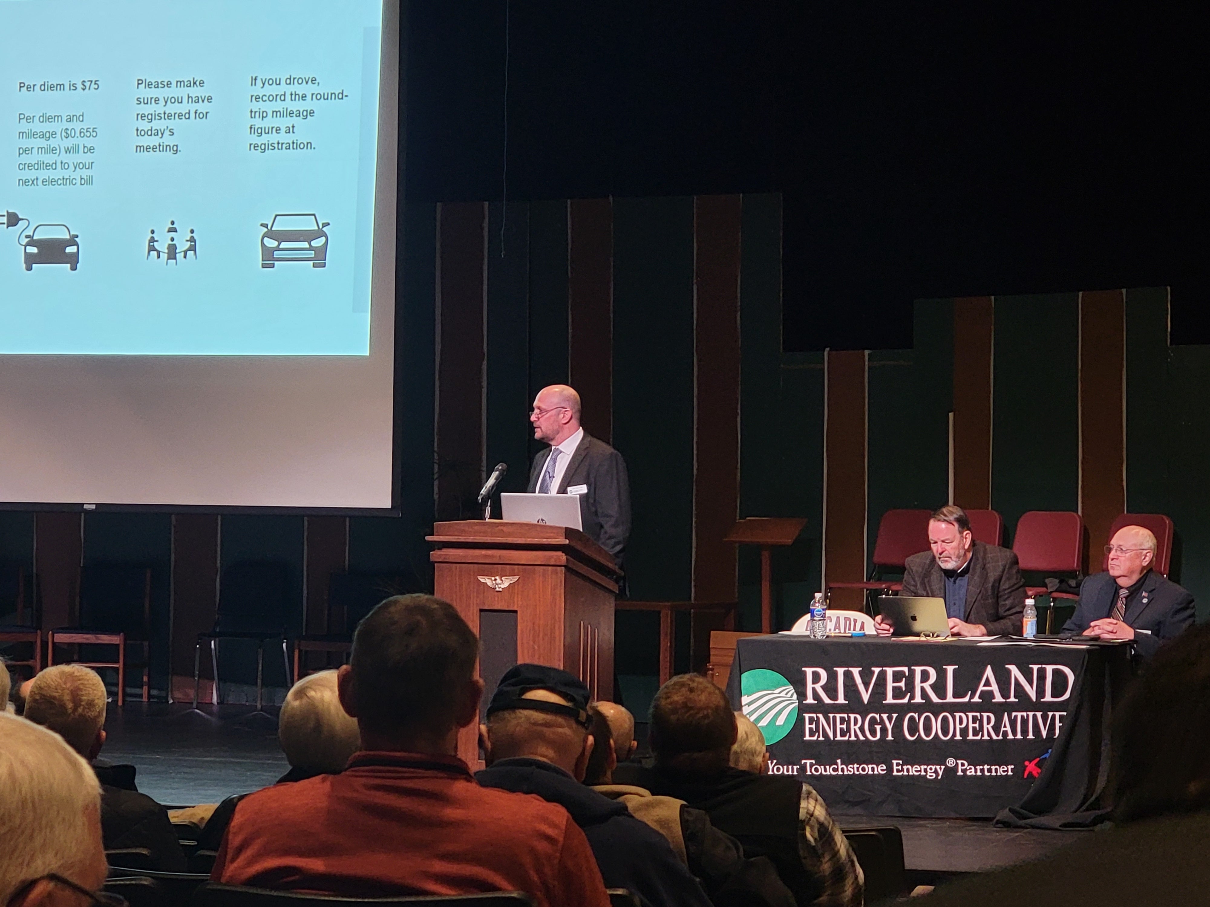 District Committee - T. Holtan Presenting